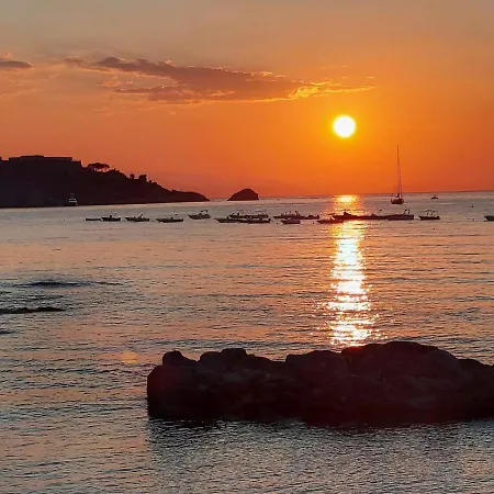 Oda ve Kahvaltı Sole Mare